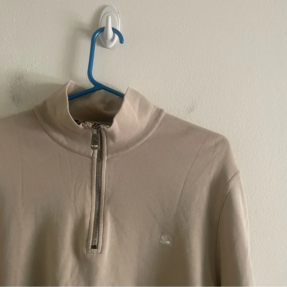Burberry Men's Tan long sleeve Sweater size medium